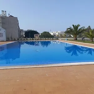 Pool & Tennis Apartment