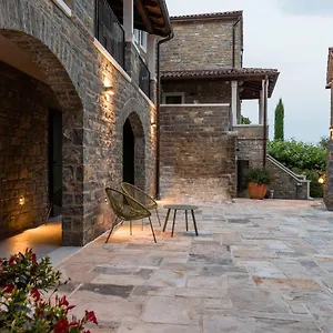 L'abbraccio Della Quercia - Bed & Breakfast Buje